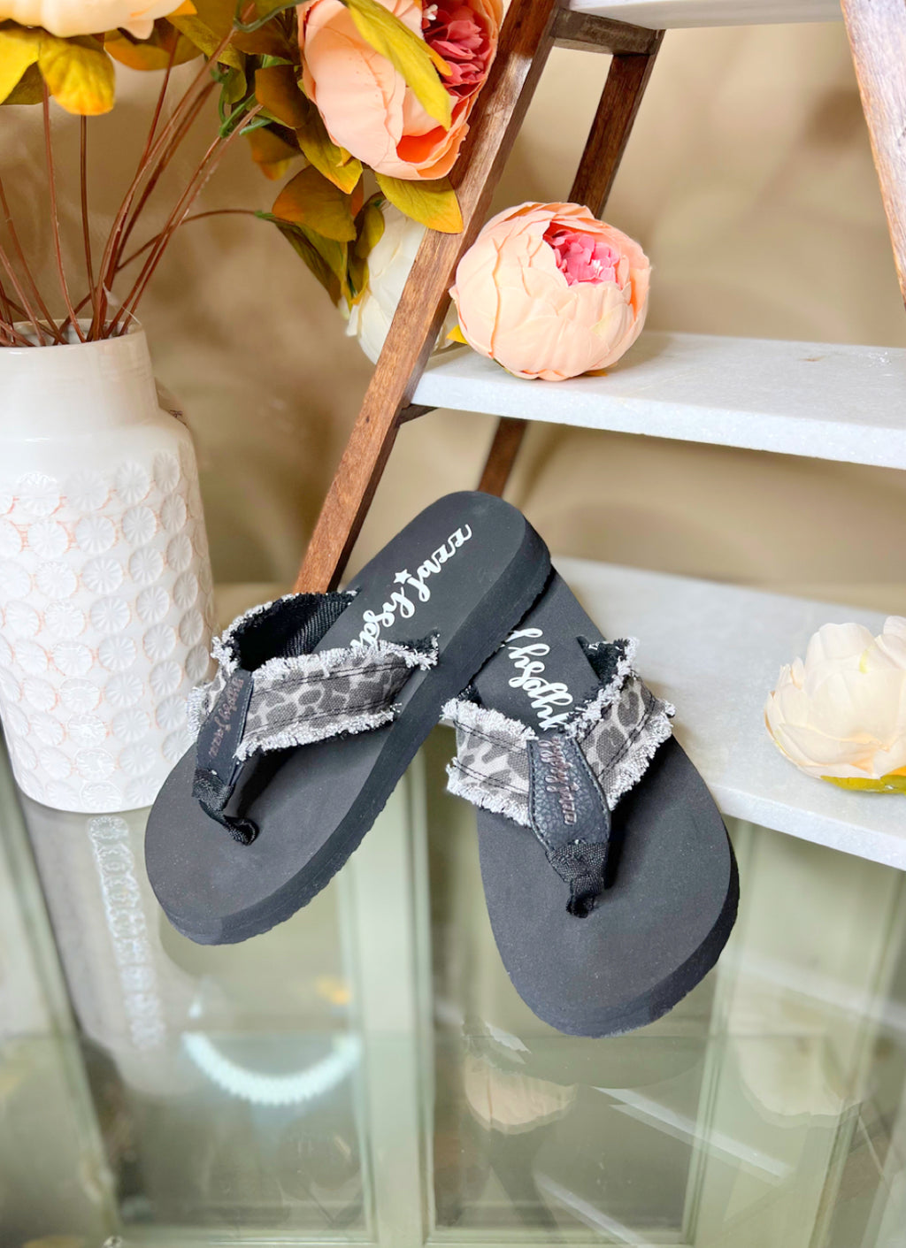 Encore Grey Leopard Gypsy Jazz Sandals – Magnolia's Boutique