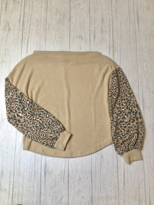 Melange leopard sleeve top